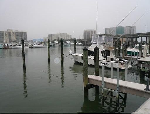 2nd image of 403 Harbour Point #303