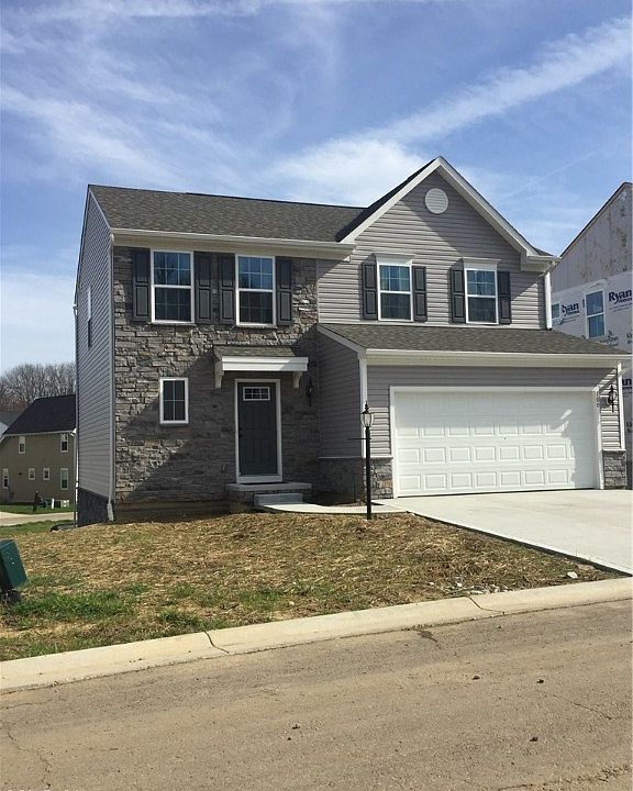 1st image of 100 Glenwood Cir NW