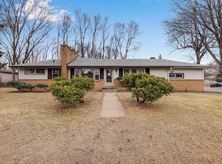 500 Bennett Dr NE, Fridley, MN 55432