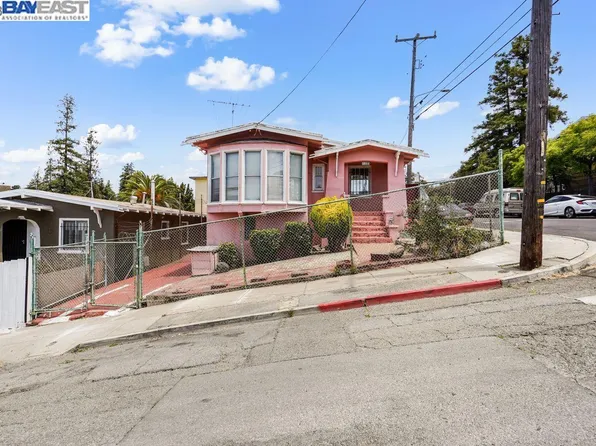 2524 E 28th St, Oakland, CA 94601