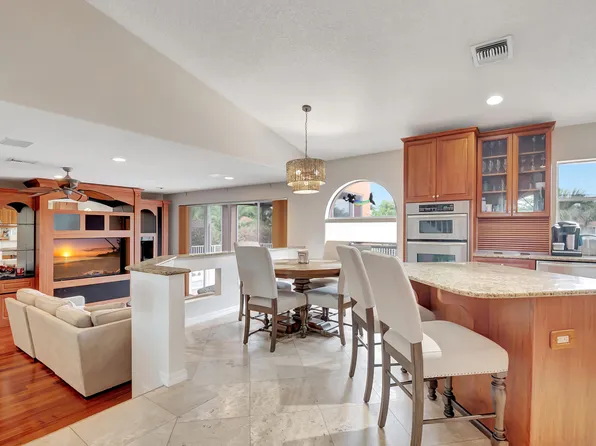 19314 King Palm Court, Boca Raton, FL 33498