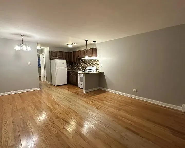 8500 N Waukegan Rd #7 — Photo 4