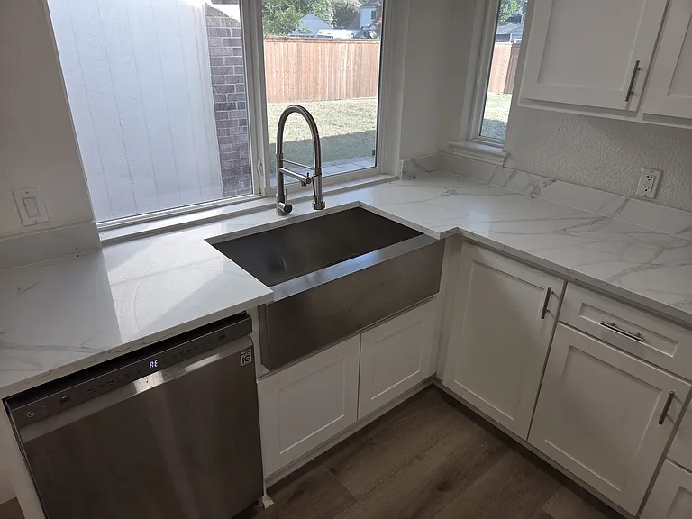 1130 Pyramid Dr — Photo 6