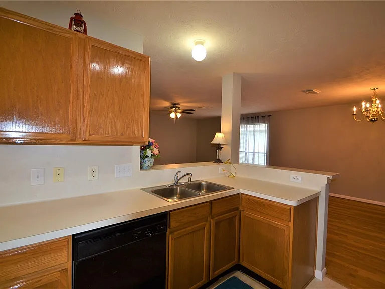 5126 Riverwood Dr — Photo 24