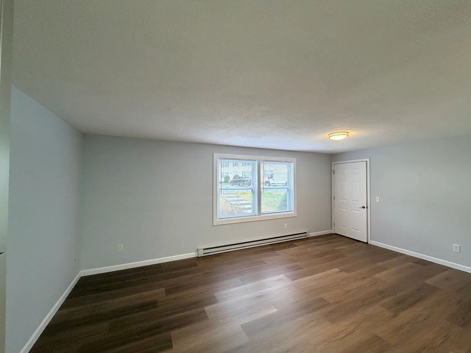 204 Mechanic St — Photo 4
