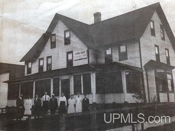 2nd image of 511 Bell Ave