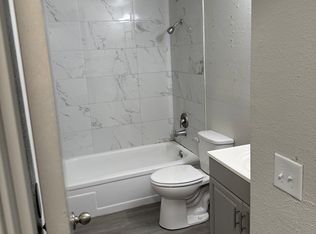1727 S 305th Pl APT C, Federal Way, WA 98003