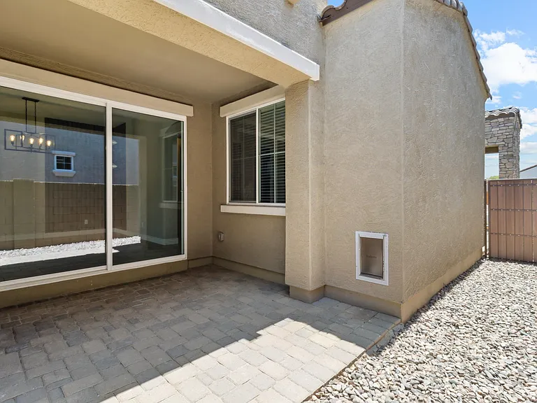 1432 E Cullumber St — Photo 23