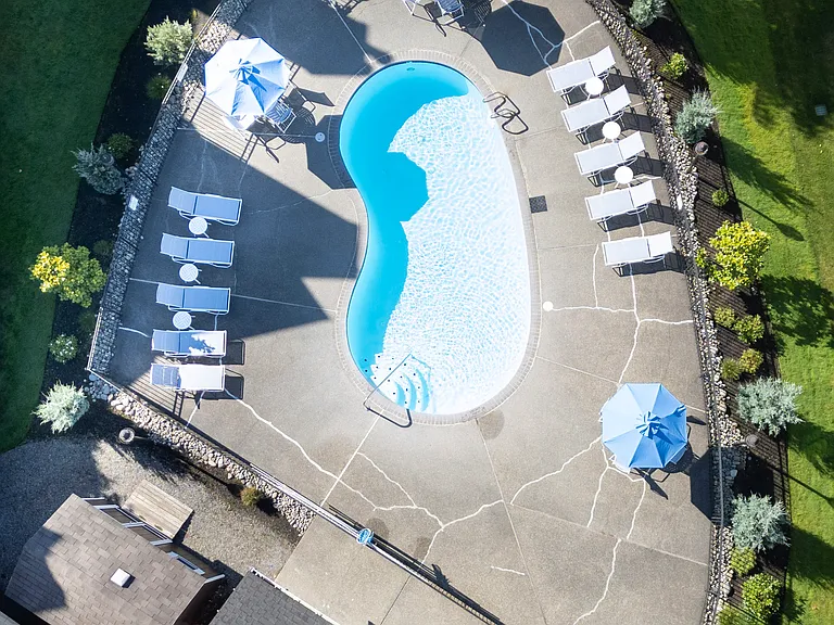 Westhampton Apartments — Photo 39