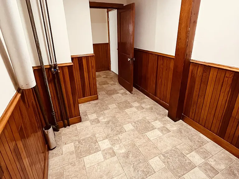 122 2nd St #3 — Photo 13