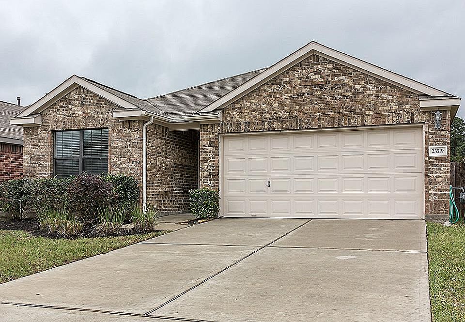 1st image of 23519 Virginia Pine Dr