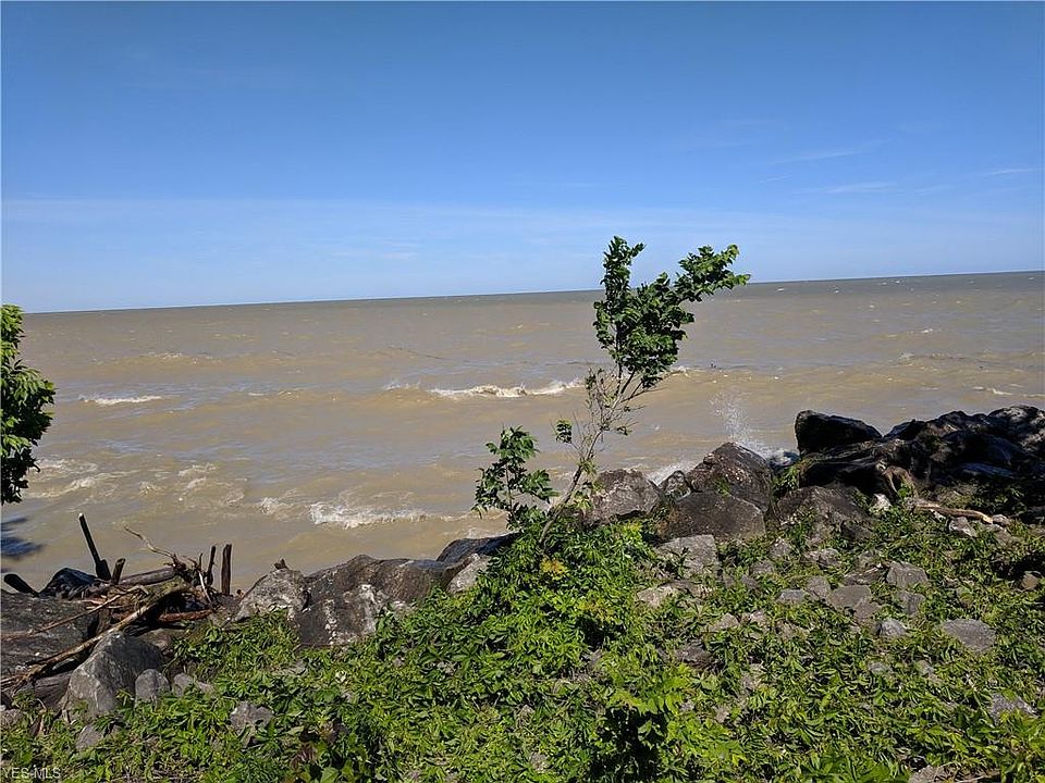 1st image of Lake Shore Blvd