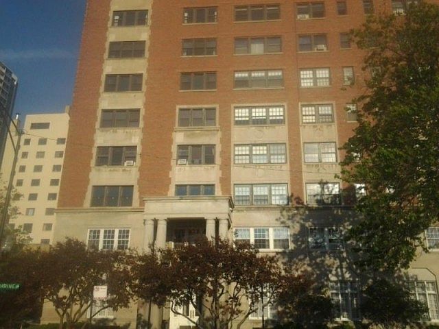 1st image of 4300 N Marine Dr APT 302