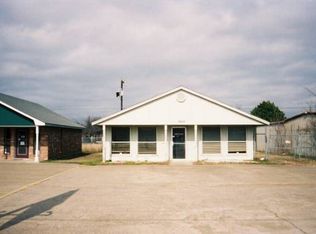 2408 W Main St, Gun Barrel City, TX 75156