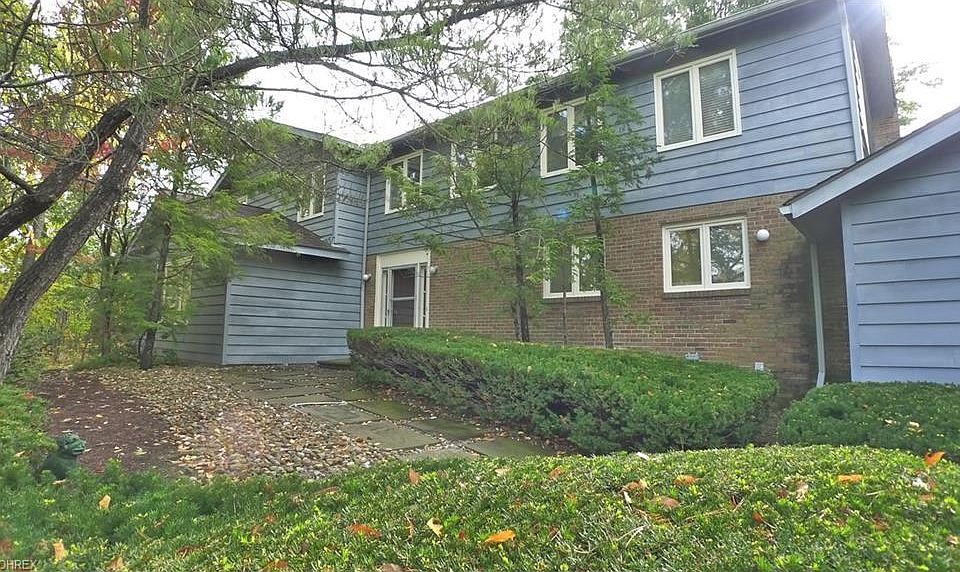 1st image of 29776 Gates Mills Blvd