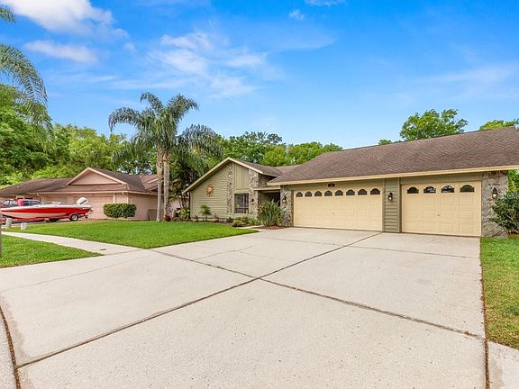 5th image of 3066 Edgemoor Dr