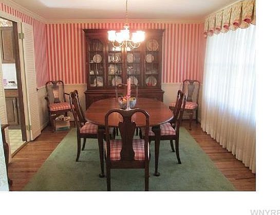 3rd image of 4675 Margaret Dr