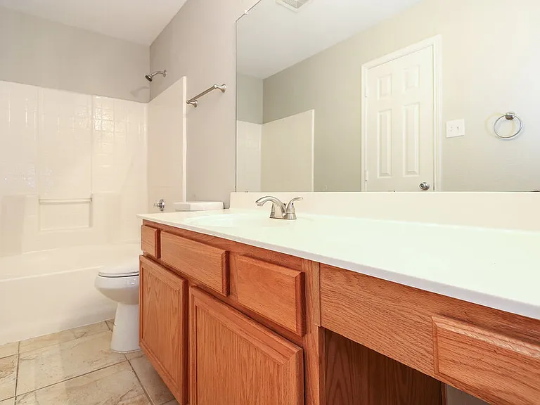 1000 Chelsea Dr — Photo 10