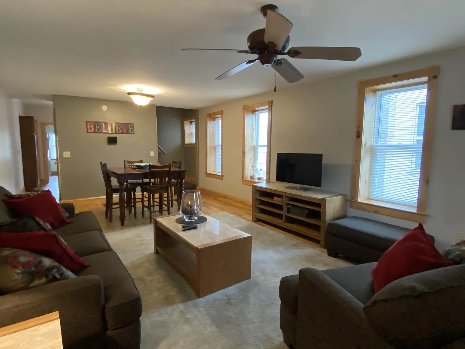 1138 Memorial Avenue - 1 — Photo 4