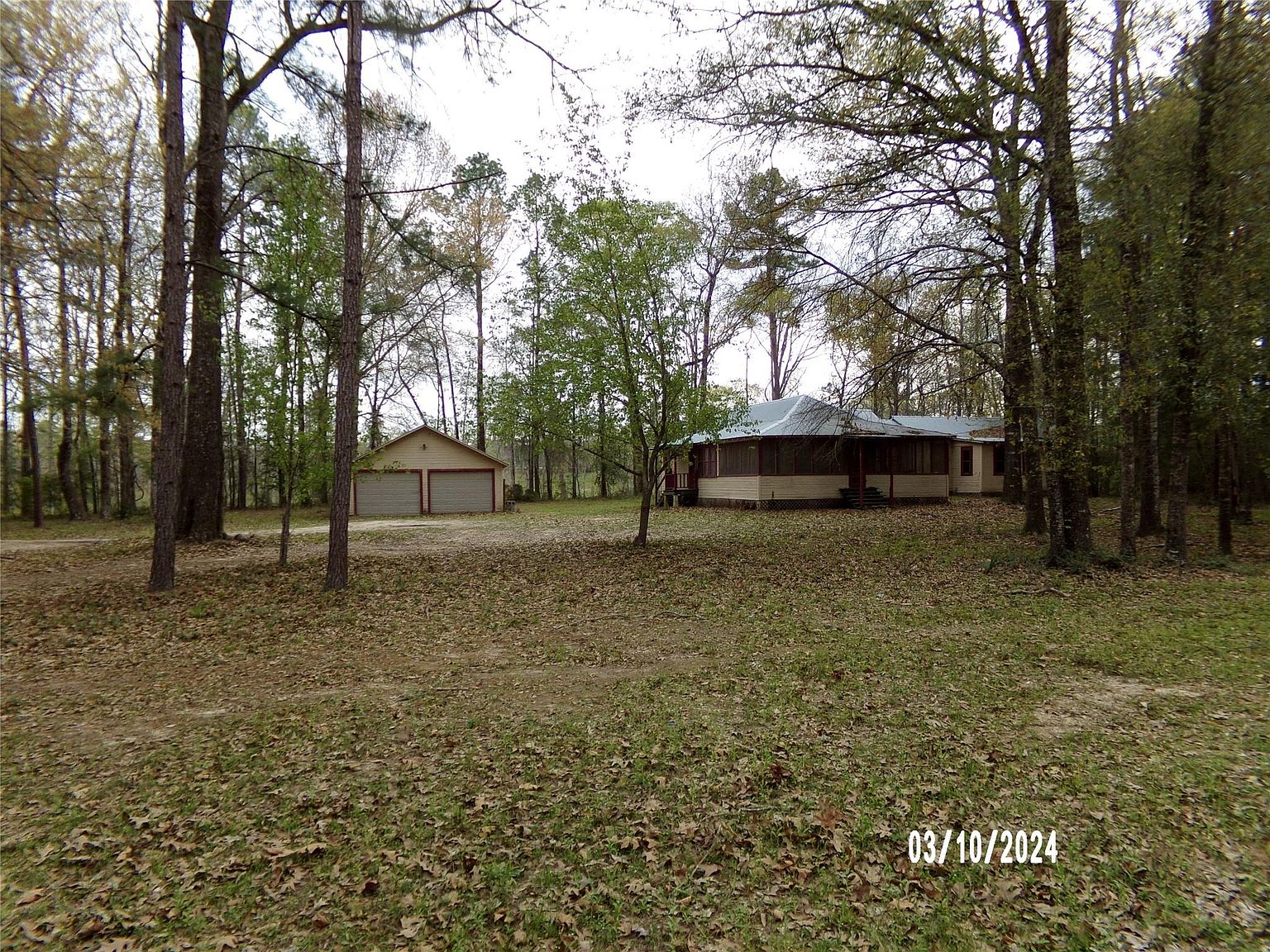 322 Johnson Dr, Livingston, TX 77351 | Zillow