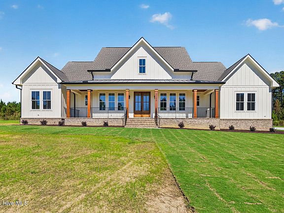 2nd image of 1104 Elevation Road