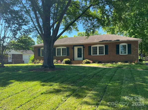 2510 O'Hara Dr, Charlotte, NC 28273