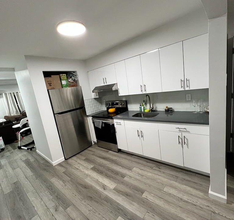 1st image of 47 Swan Ln