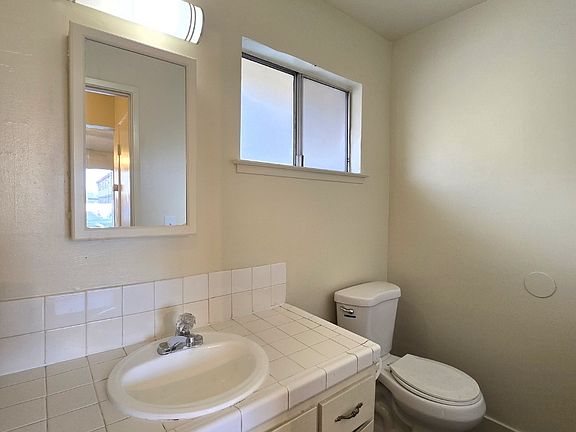5th image of 2602 E Andrews Ave #101