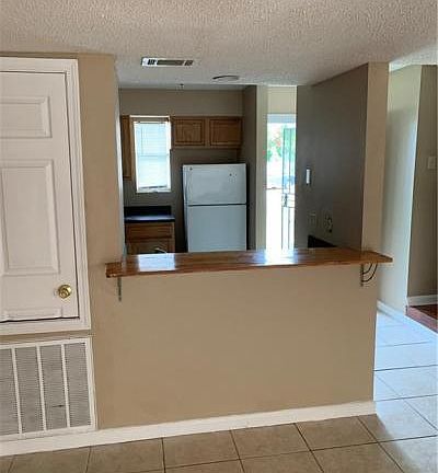 4th image of 10710 Roger Dr APT D