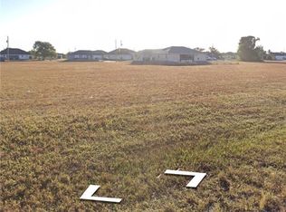 2725 Santa Barbara Blvd N, Cape Coral, FL 33993