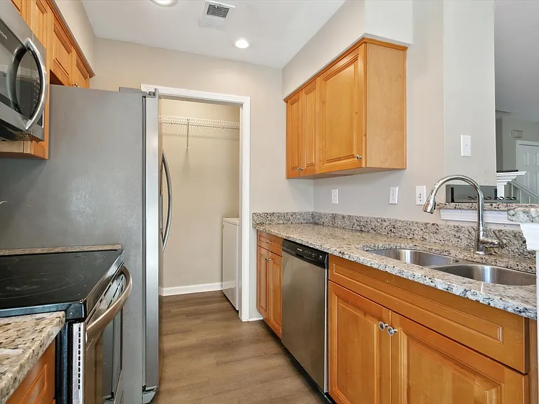 206 Alder Wood Dr — Photo 16