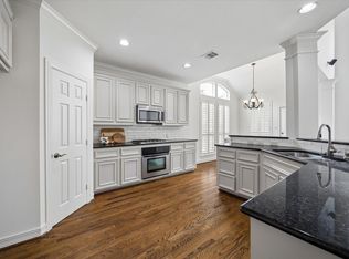 1250 Seamist Dr, Houston, TX 77008