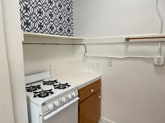 3rd image of 2339 California St #7