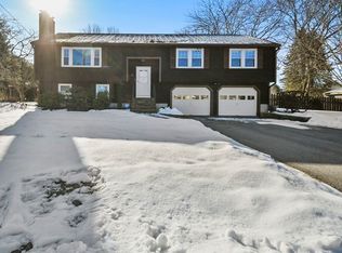 11 Janebar Cir, Framingham, MA 01701