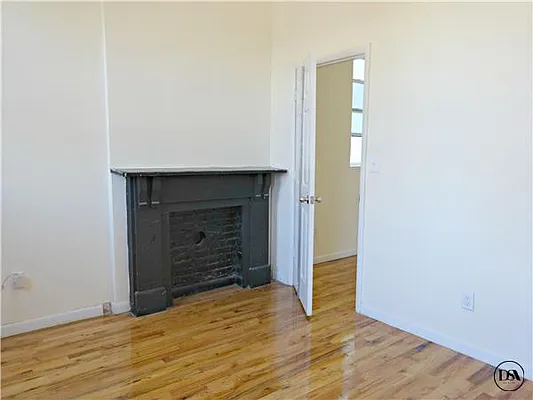 Rented by DSA Realty | media 14