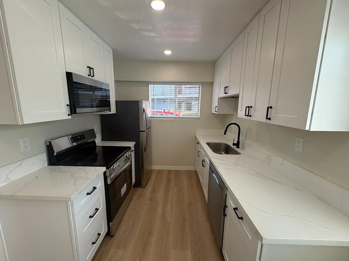 328 South Weitzel Street - 328-31 — Photo 1