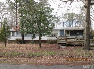 122 Riverview Dr, Hertford, NC 27944