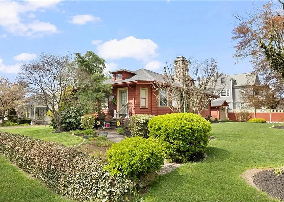 125 Olney Ave