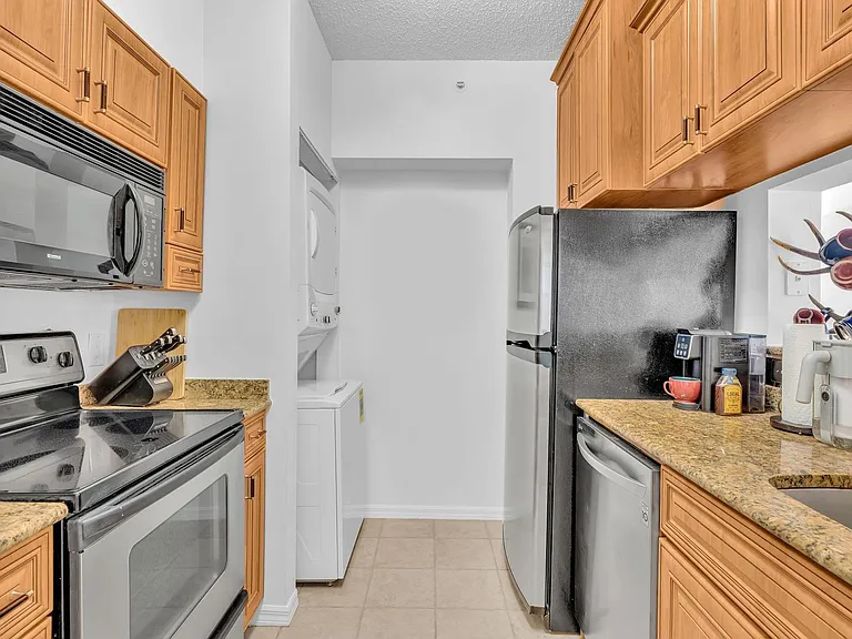 4216 Tuscany Way #4 — Photo 20
