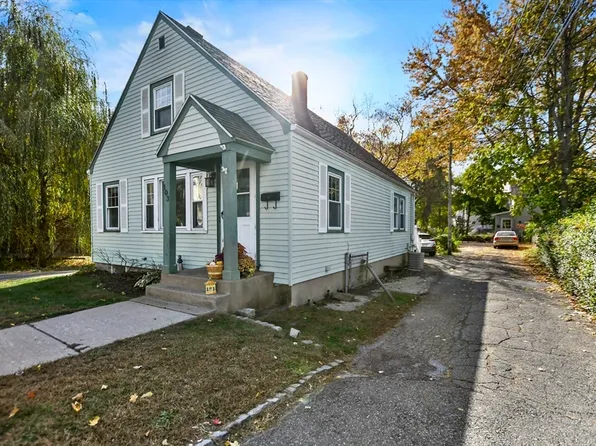 103 Franklin St, Stoneham, MA 02180