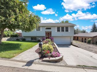 839 Ledford St, Craig, CO 81625