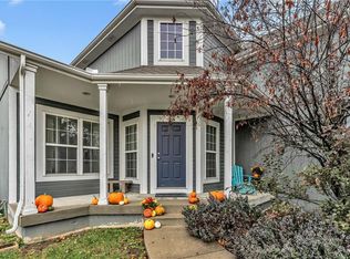 577 E Mockingbird St, Gardner, KS 66030