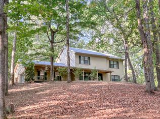 261 Bunker Hill Rd, Columbus, MS 39705