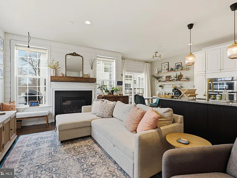 101 Murray Ln — Photo 8