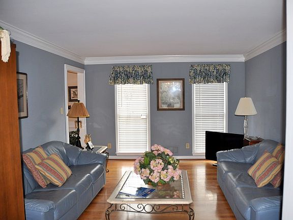 4th image of 3430 Aubusson Trce