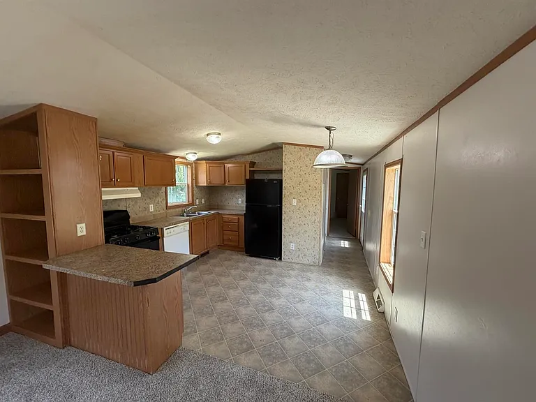 25 Donnelly Dr #38 — Photo 5