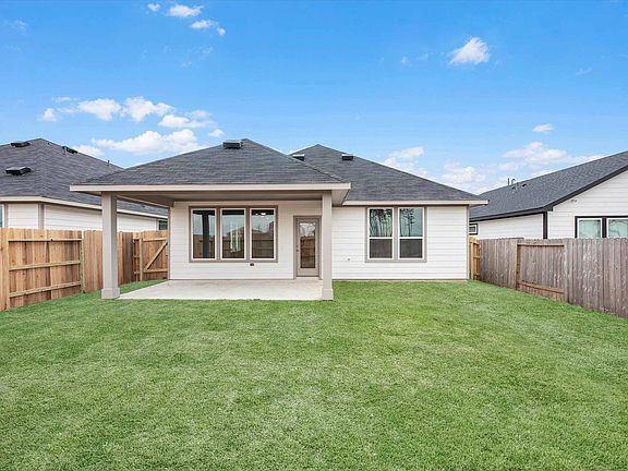 Yellowstar Plan 7551 Rainflower Field Drive Outdoor Covered Living