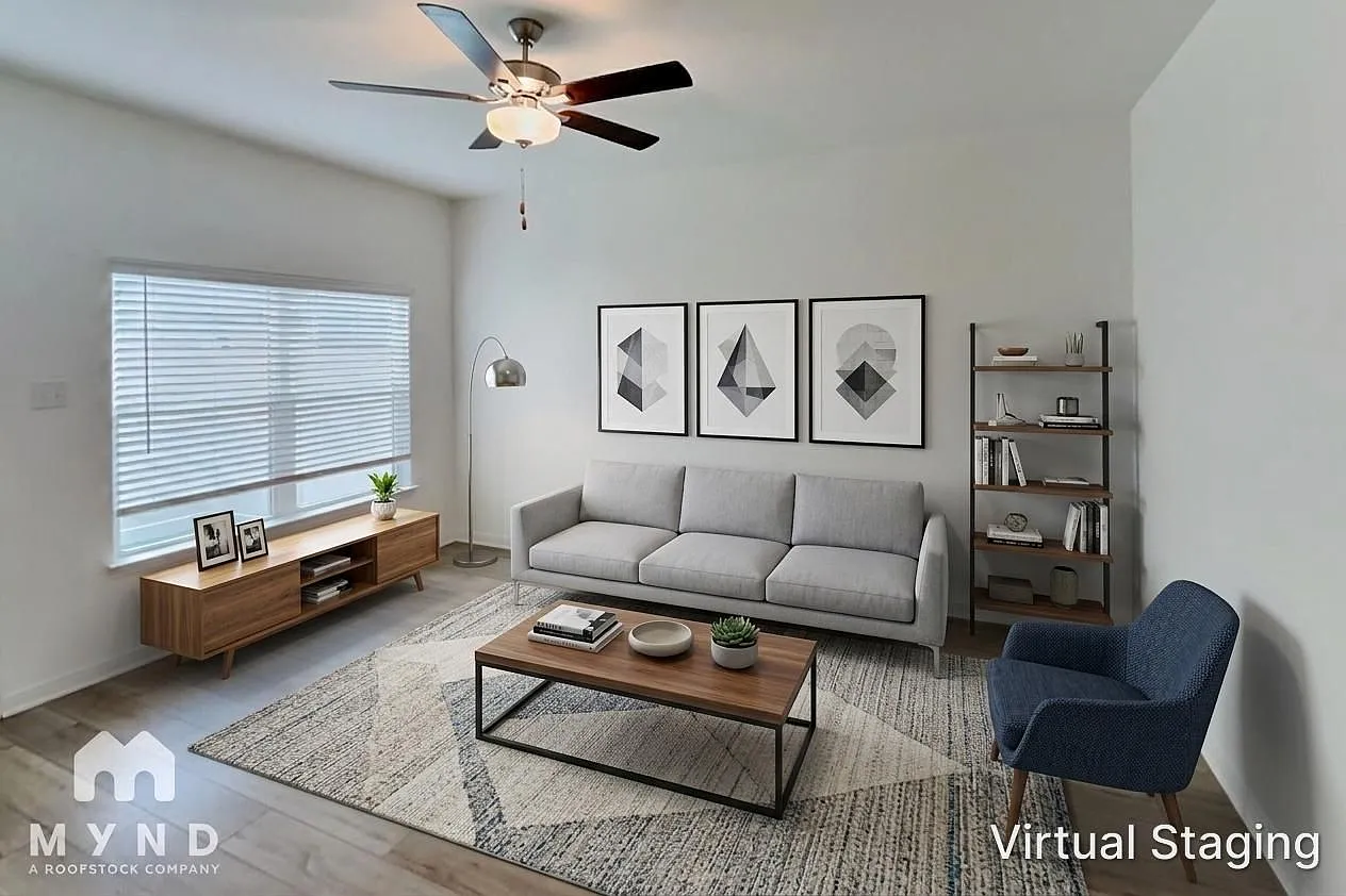 3 bed, 2.5 bath, 1344 sqft, $1,599 — Photo 3