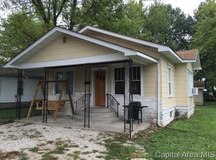 235 W Harrison St, Auburn, IL 62615