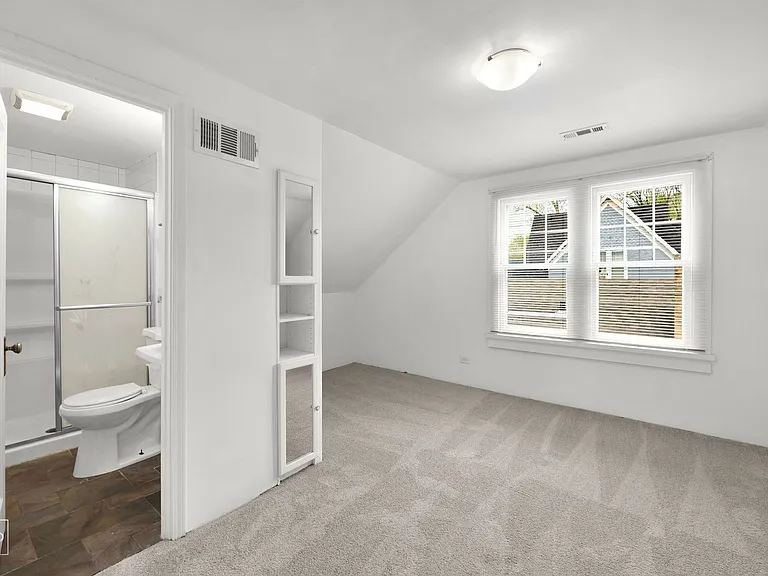 1009 Prairie St — Photo 7